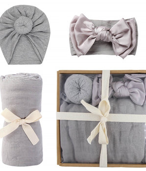 Organic Bamboo Cotton Swaddle Gift Set. (Grey)