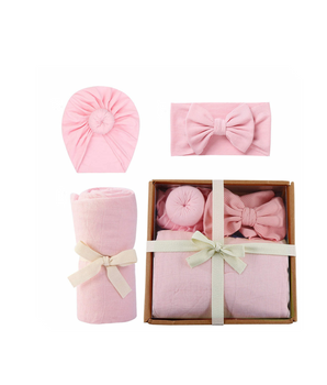 Organic Bamboo Cotton Swaddle Gift Set. (Pink)